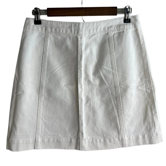 Francesca’s • Cream Mini Skirt - Picture 2 of 6